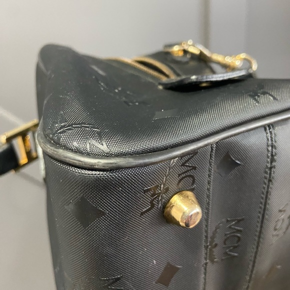 MCM Boston Shoulder/Crossbody Bag - Picture 13 of 16